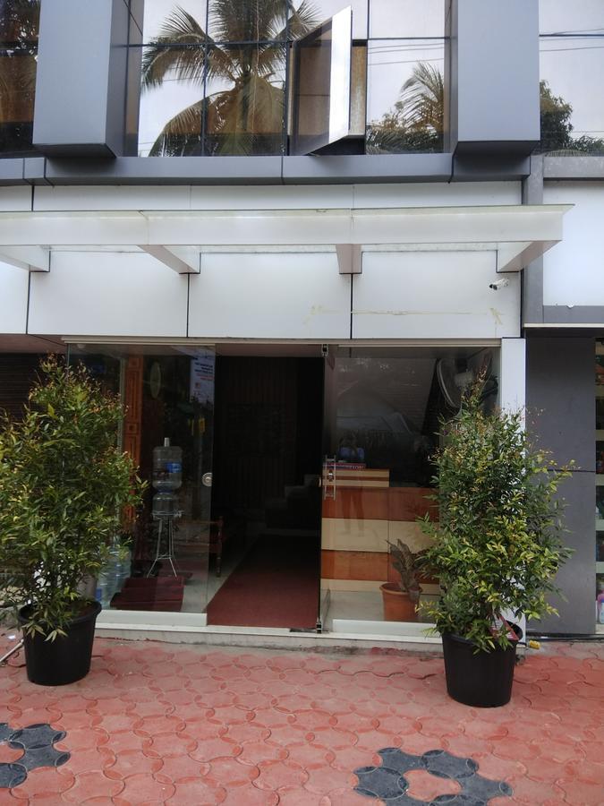 Manjira Lodge Guruvayur Exterior photo